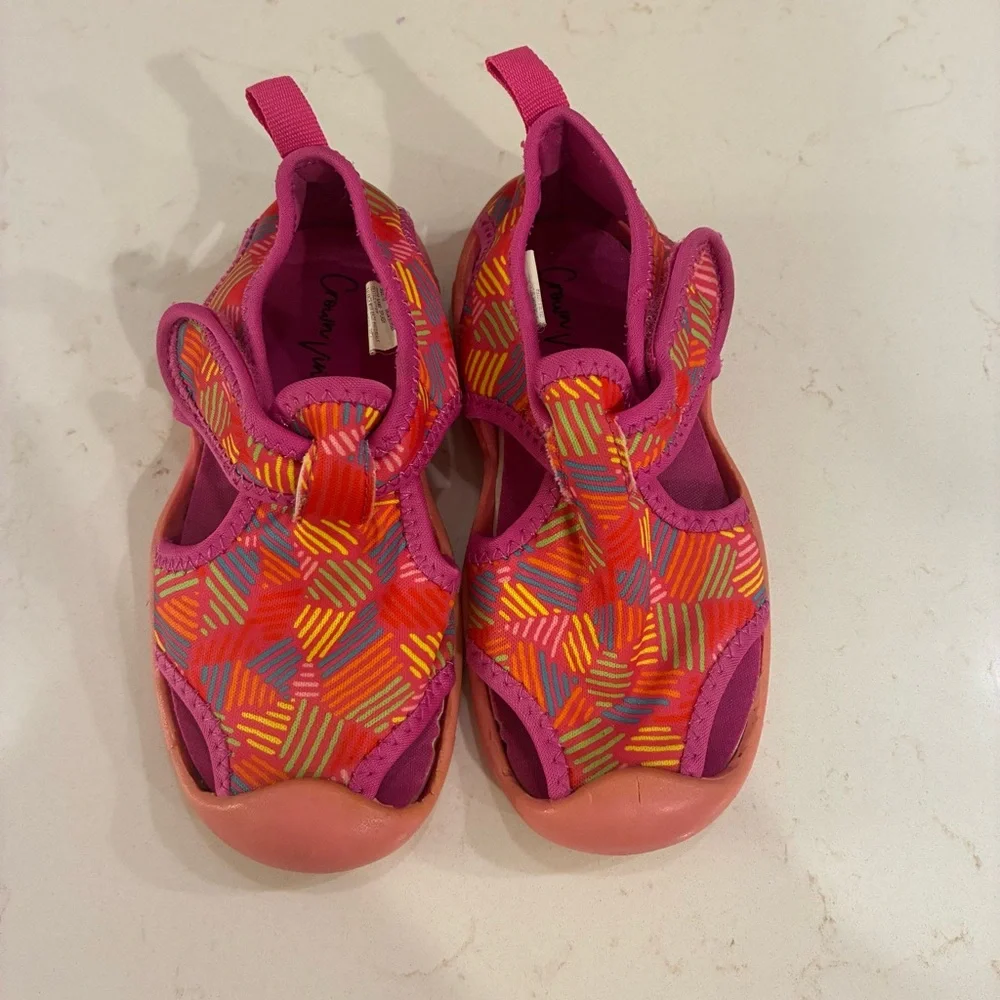 Crown Vintage Lil Splash water shoes